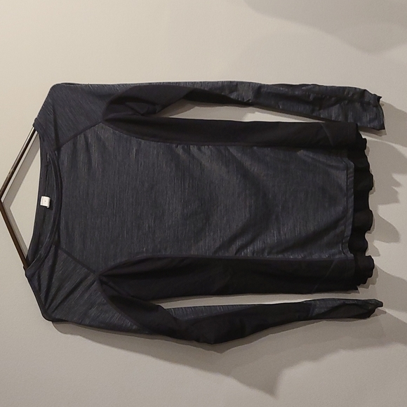 Nwot Lululemon Run: In The Sun Long Sleeve Black and grey - Picture 10 of 11